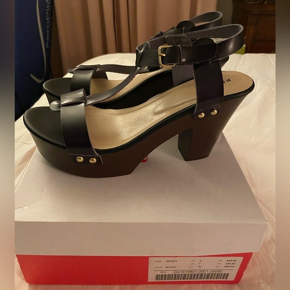 Just Fab Arney black faux leather sandal, NIB - Picture 2 of 6
